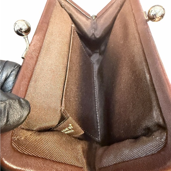 Coach Soho Framed Kisslock Wristlet     (A502) - Picture 7 of 9